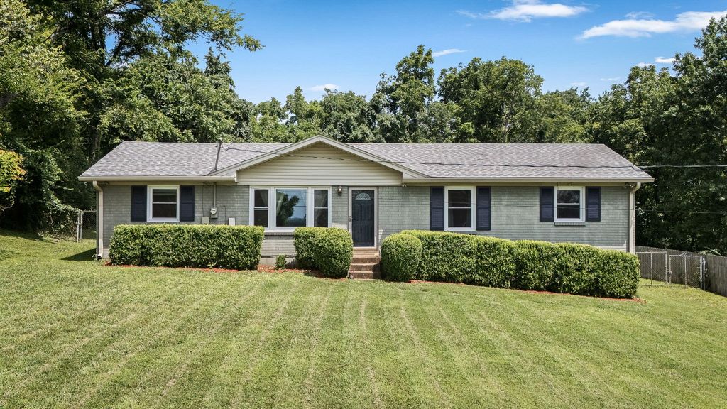 710 Elba Dr, Goodlettsville, TN 37072