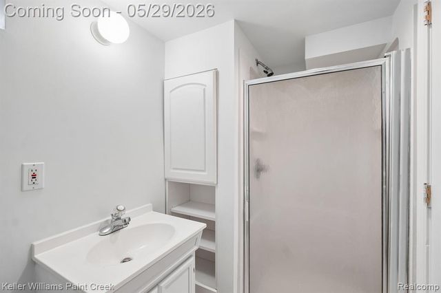 20620 Alger Street, Saint Clair Shores, MI 48080