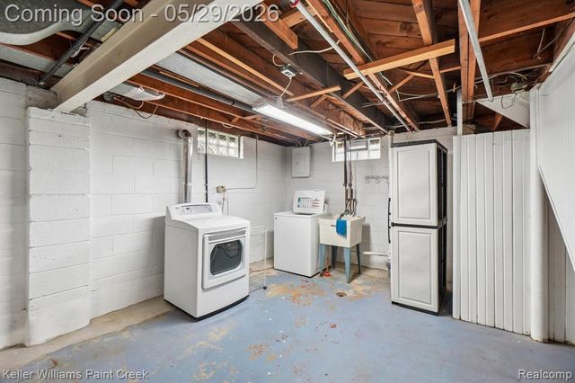 20620 Alger Street, Saint Clair Shores, MI 48080