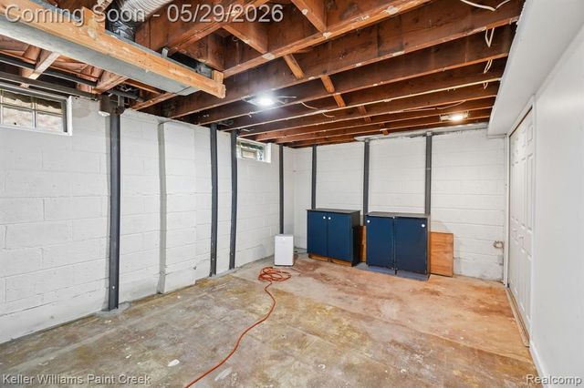 20620 Alger Street, Saint Clair Shores, MI 48080