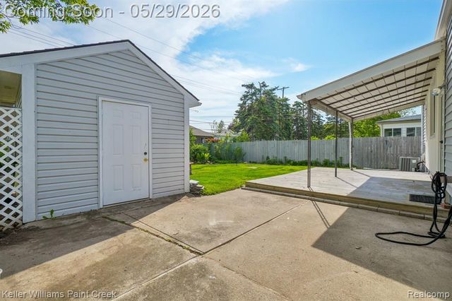 20620 Alger Street, Saint Clair Shores, MI 48080