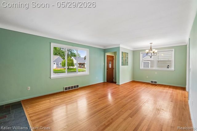 20620 Alger Street, Saint Clair Shores, MI 48080
