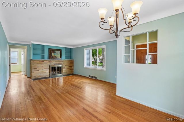 20620 Alger Street, Saint Clair Shores, MI 48080