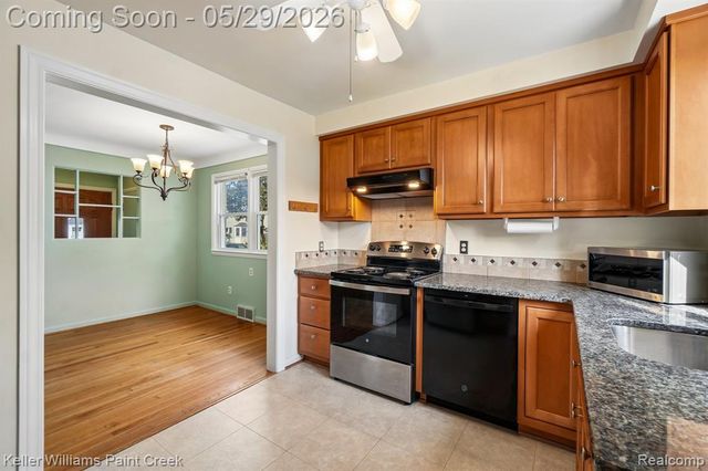 20620 Alger Street, Saint Clair Shores, MI 48080