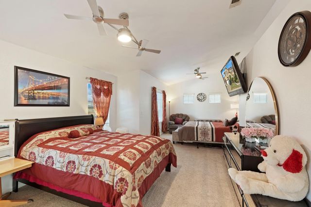 13703 Coastal Ct, Waterford, CA 95386