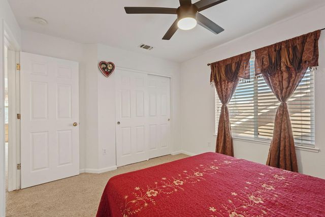 13703 Coastal Ct, Waterford, CA 95386