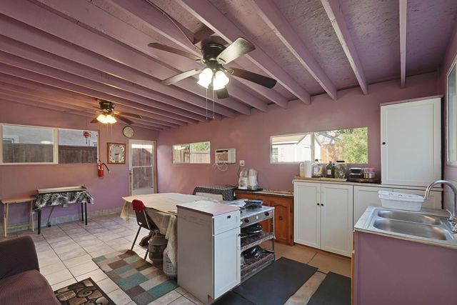 13703 Coastal Ct, Waterford, CA 95386