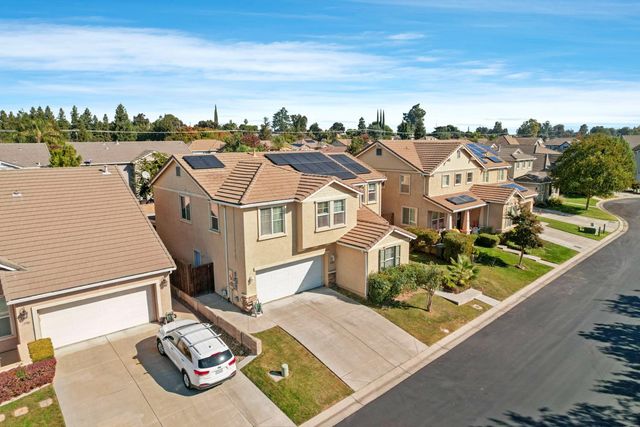 13703 Coastal Ct, Waterford, CA 95386