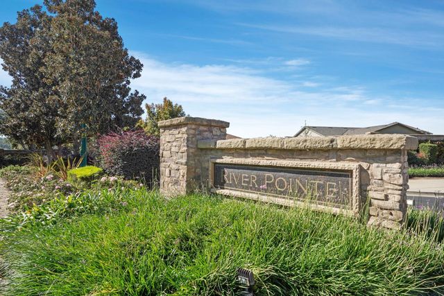 13703 Coastal Ct, Waterford, CA 95386