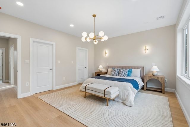 16 Alcott Dr, Livingston Twp., NJ 07039