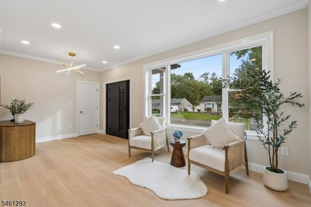 16 Alcott Dr, Livingston Twp., NJ 07039