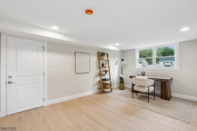 16 Alcott Dr, Livingston Twp., NJ 07039