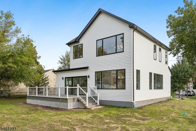 16 Alcott Dr, Livingston Twp., NJ 07039