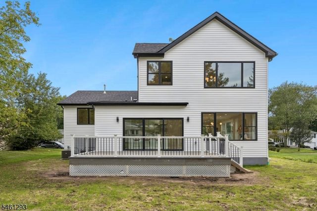 16 Alcott Dr, Livingston Twp., NJ 07039