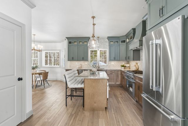 27 Coleman Ave, Attleboro, MA 02703