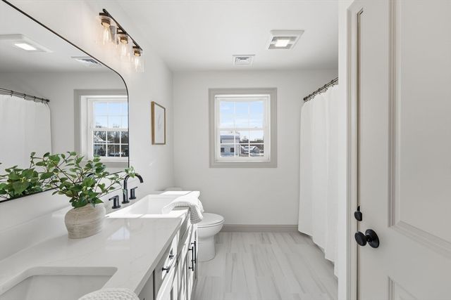 27 Coleman Ave, Attleboro, MA 02703