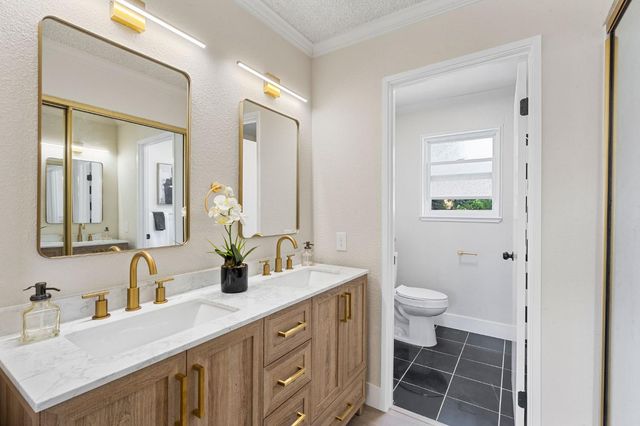 9243 Carla Way, Sacramento, CA 95826