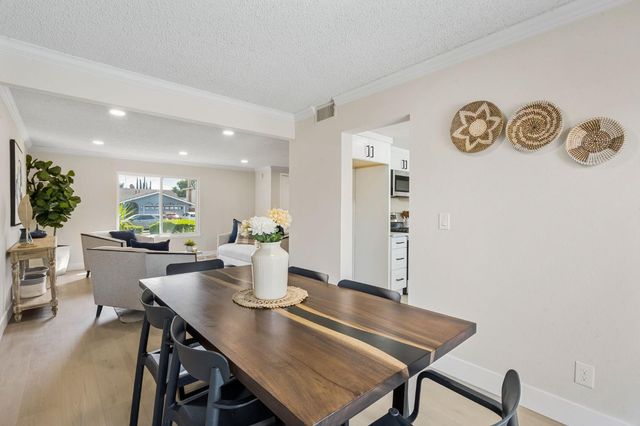 9243 Carla Way, Sacramento, CA 95826