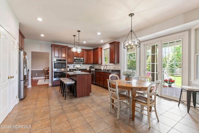 7 Green Springs Way, Freehold, NJ 07728