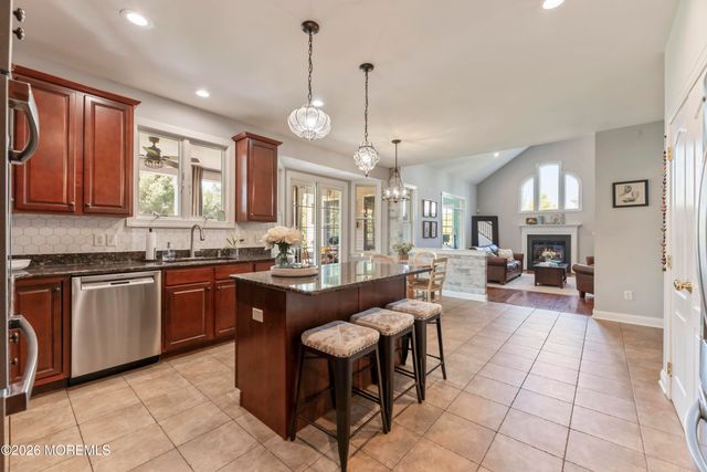 7 Green Springs Way, Freehold, NJ 07728