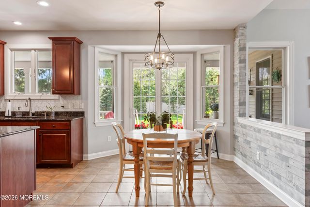 7 Green Springs Way, Freehold, NJ 07728