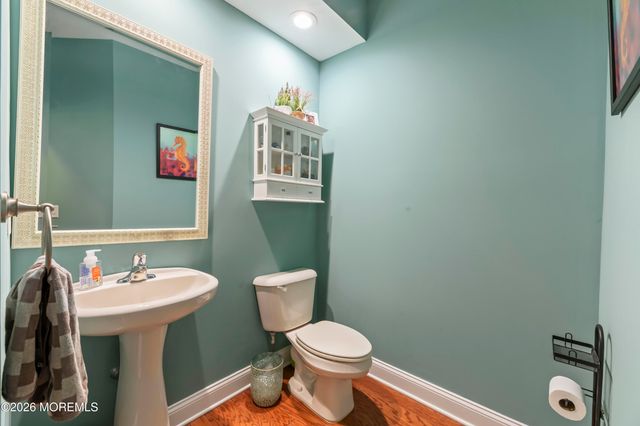7 Green Springs Way, Freehold, NJ 07728