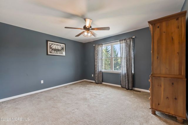 7 Green Springs Way, Freehold, NJ 07728