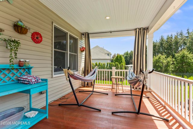 7 Green Springs Way, Freehold, NJ 07728