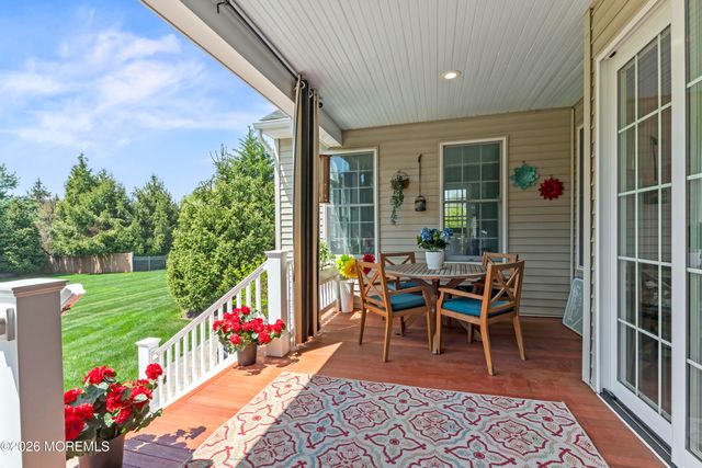 7 Green Springs Way, Freehold, NJ 07728