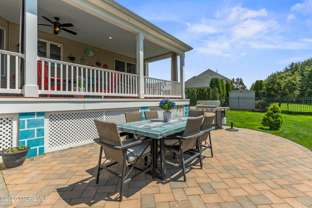 7 Green Springs Way, Freehold, NJ 07728