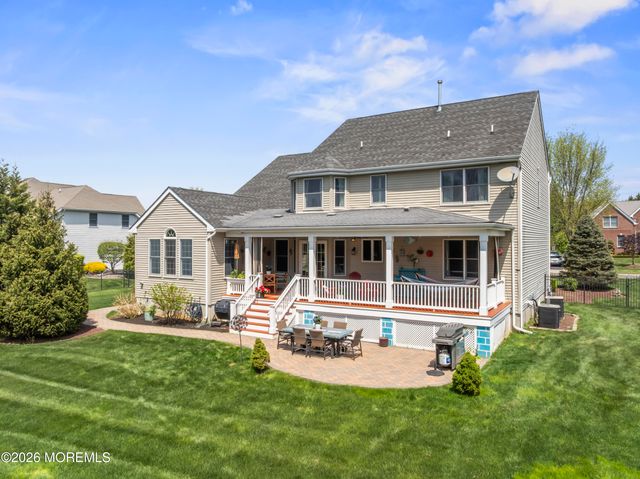 7 Green Springs Way, Freehold, NJ 07728