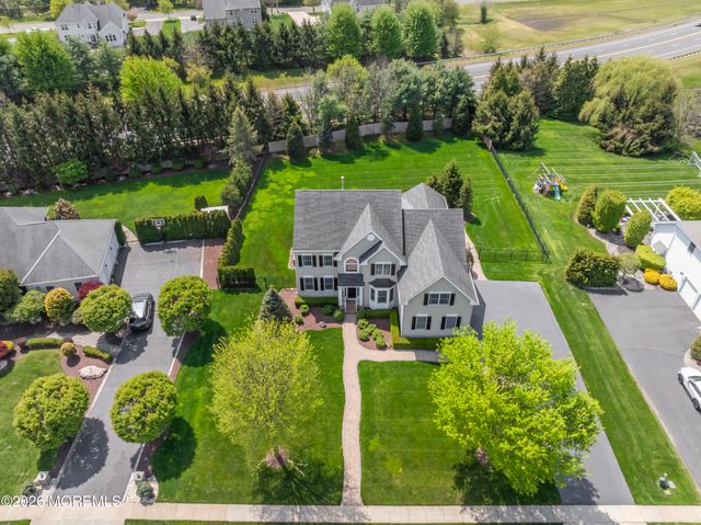 7 Green Springs Way, Freehold, NJ 07728