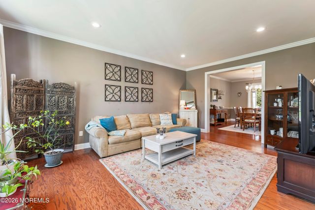 7 Green Springs Way, Freehold, NJ 07728