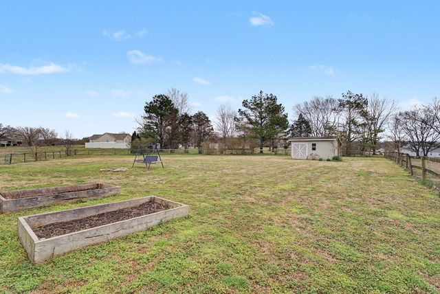 509 D V Circle, Spring Hill, TN 37174