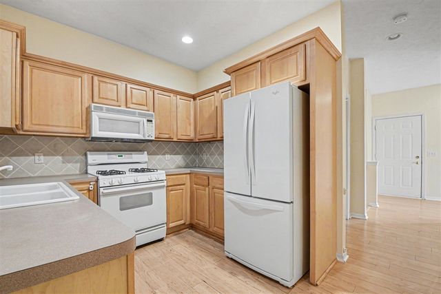 4353 Idlewood Drive, Wyoming, MI 49519