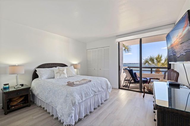 5700 MARINER STREET 305, Tampa, FL 33609