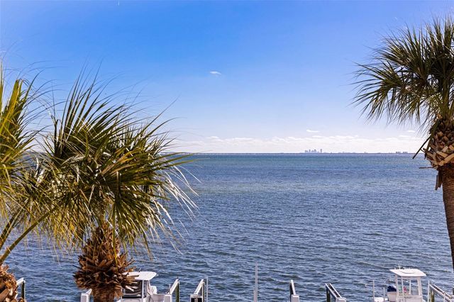 5700 MARINER STREET 305, Tampa, FL 33609