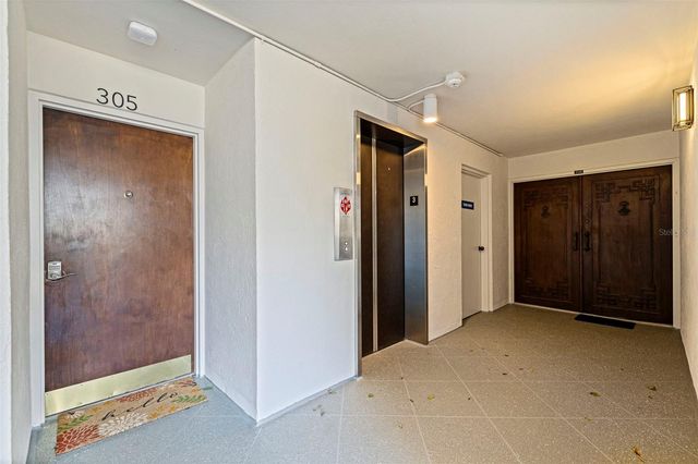 5700 MARINER STREET 305, Tampa, FL 33609