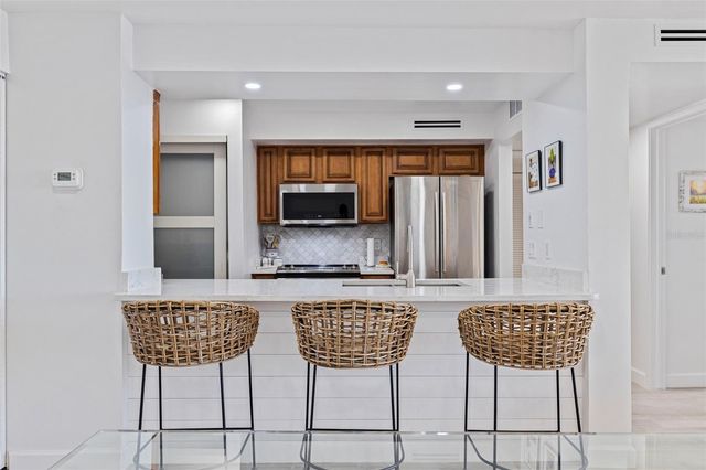 5700 MARINER STREET 305, Tampa, FL 33609