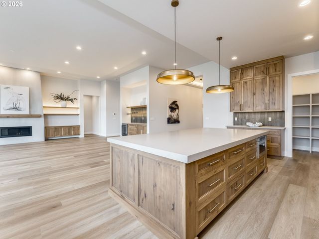 905 Nw 173RD Cir, Ridgefield, WA 98642