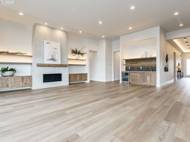 905 Nw 173RD Cir, Ridgefield, WA 98642