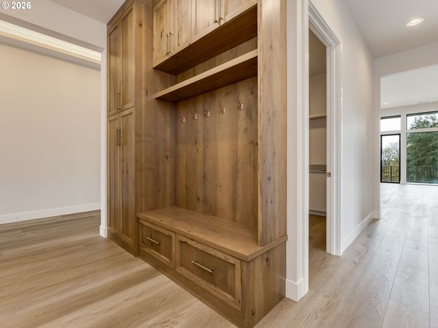 905 Nw 173RD Cir, Ridgefield, WA 98642