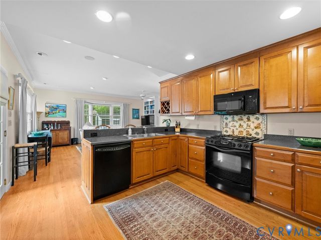 4403 S Ashlawn Dr, Richmond, VA 23221