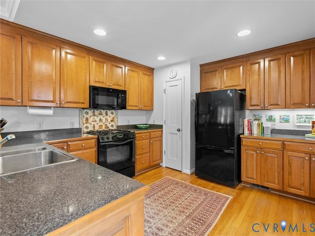 4403 S Ashlawn Dr, Richmond, VA 23221