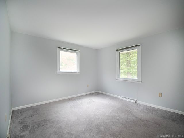 499 Village Street, North Branford, CT 06472