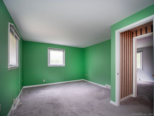 499 Village Street, North Branford, CT 06472