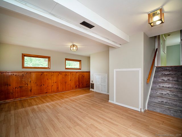 499 Village Street, North Branford, CT 06472