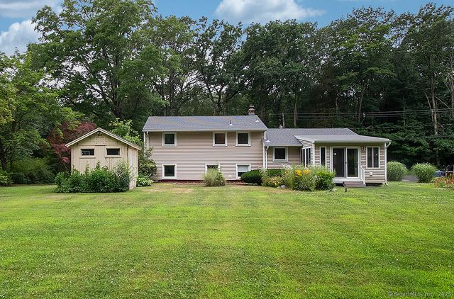 499 Village Street, North Branford, CT 06472