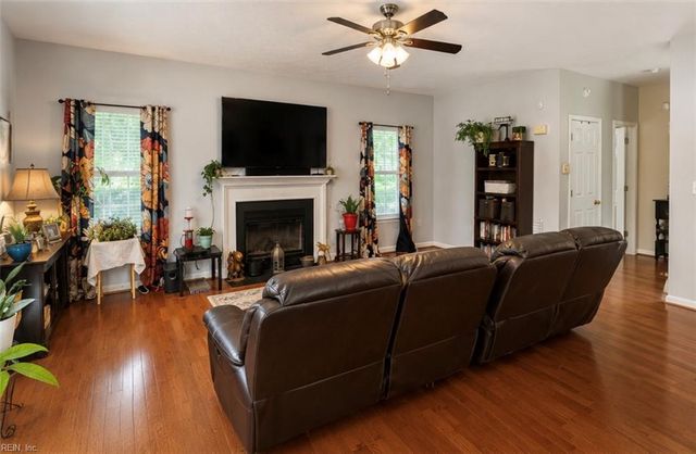 8077 Founders Mill WAY, Gloucester, VA 23061