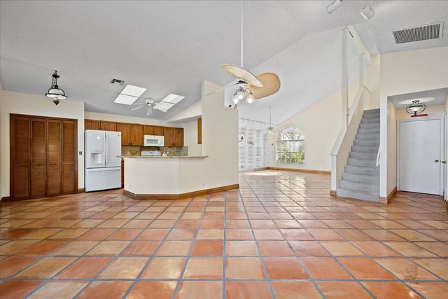 2231 Soundings Court, Greenacres, FL 33413